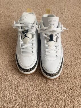 Jordan Kids' White, Black & Gold Low-Top Sneakers